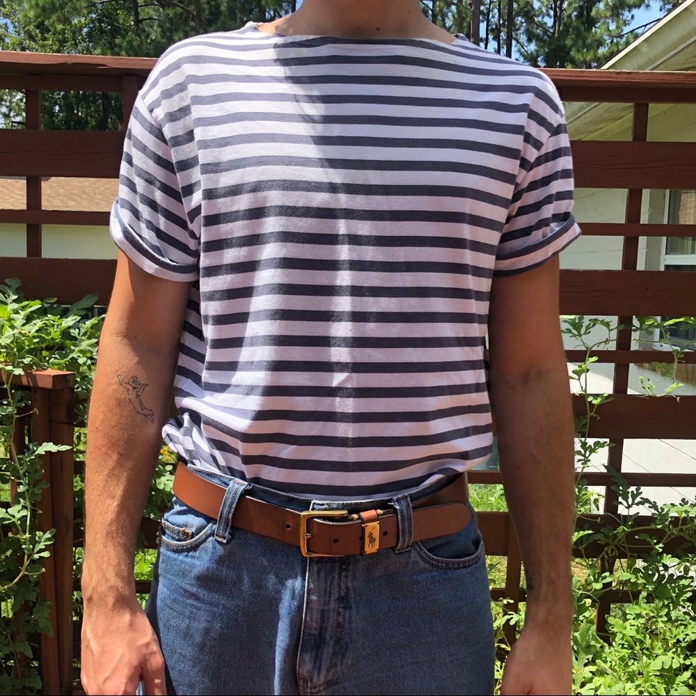 Striped white and gray tee